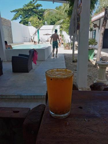 Hotel TR Económico y Cómodo Con Piscina