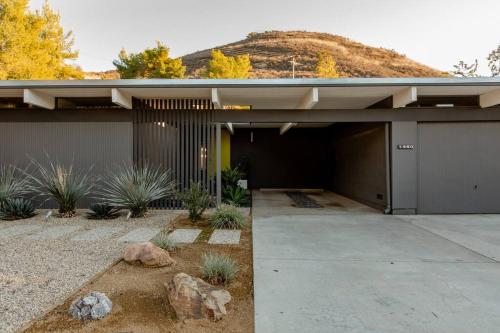 Eichler Mid Century Modern Designer Pool/Jacuzzi