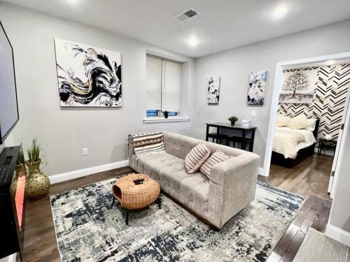 305 Cozy and lovely 1BDR apartment in Center City in Philadelphia, USA