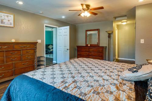 Guestroom, Winter Haven Vacation Rental with Patio and Gas Grill! in Auburndale (FL)