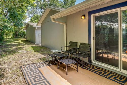 Winter Haven Vacation Rental with Patio and Gas Grill! in 奧本代爾