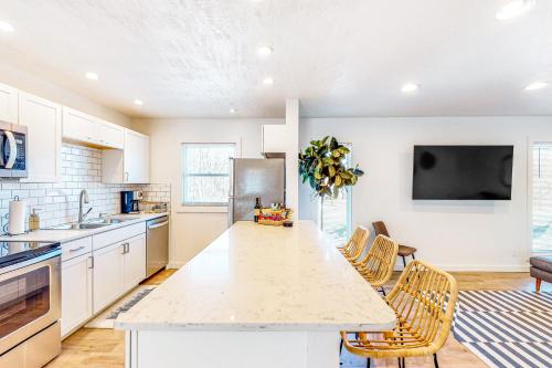 The Jewel of Elkhart, Upper Unit in Elkhart, USA