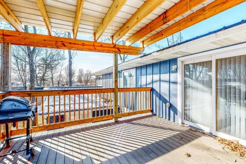 The Jewel of Elkhart, Upper Unit in Elkhart, USA