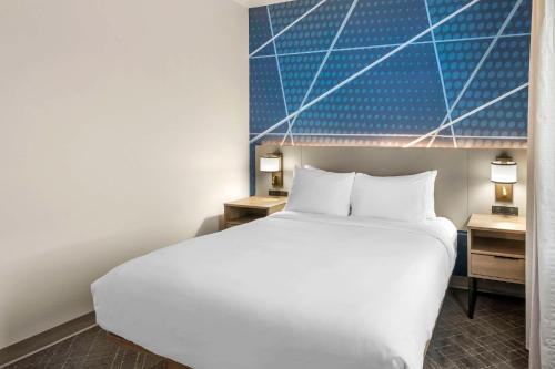 Comfort Suites Elgin - image 2