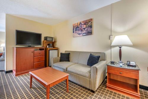 Best Western Plus Bridgeport Inn