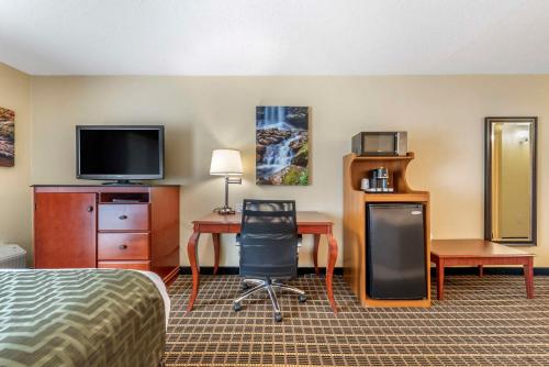 Best Western Plus Bridgeport Inn