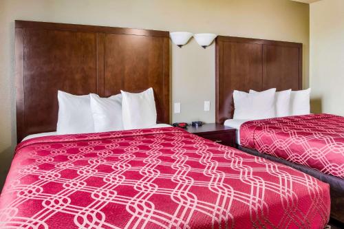 Econo Lodge Newport - image 9