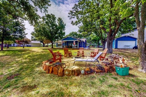 On the Shores of Lake Lewisville in Frisco, USA
