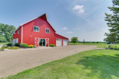 Unique, Renovated Barn Vacation Rental in Donnelly