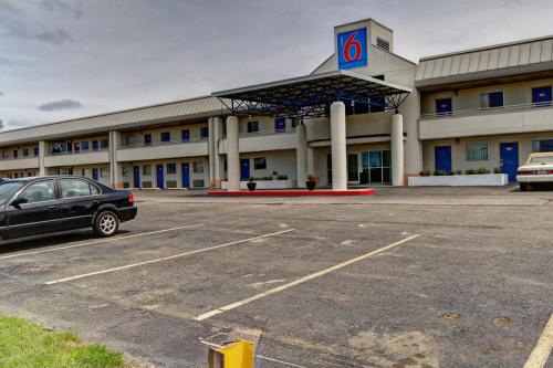 Motel 6-North Ridgeville, OH - Cleveland Intl Airport - N Ridgeville