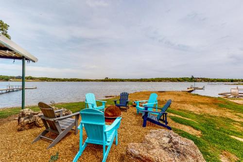 The Fishing Hole in Bowie, USA