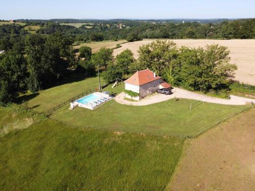 Lovely holiday home in stunning location private pool and 6 mountain bikes