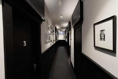 Eksterijer hotela, The Strand Hotel in Darlinghurst