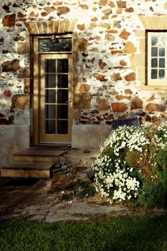 The Shepherd's Cottage at Lisdillon Vineyard