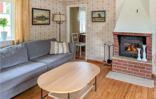 Nice Home In Timmernabben in Timmernabben