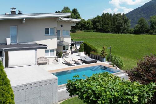  GreenView Poolvilla in Jenbach