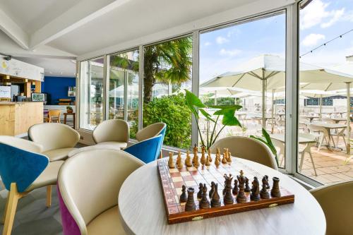 Logis Hotel & Restaurant Ludik - 숙소 외관