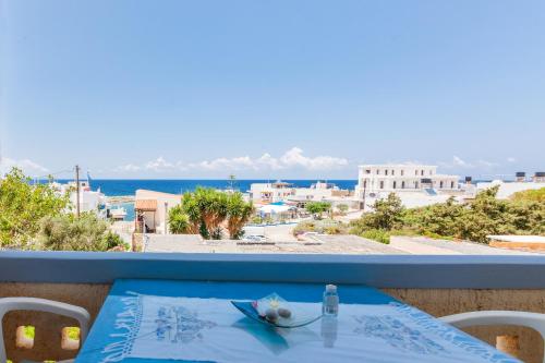 Sea view _ Cycladic Style House _ Steps to Sea