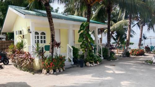 Ricks Mangrove Beach Resort