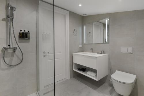 477221837 Boulevard Hotel Batumi