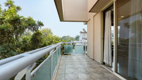 Balcony/terrace, Magnus Vosiv Suites near Victoria Gardens (Jijamata Udyan)