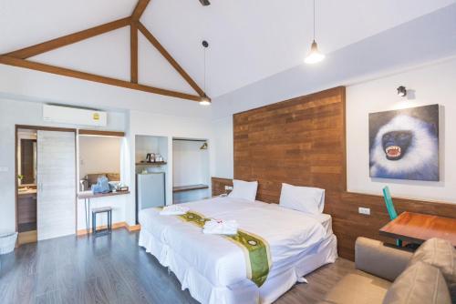 パタヤ IP Plus Pool Villa Pattaya 3つ星 ホテル スイート