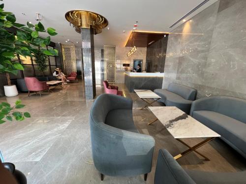 President Hotel - Lobby