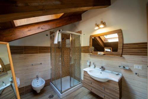 Loft Suite image 8