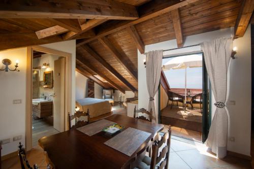 Loft Suite image 4