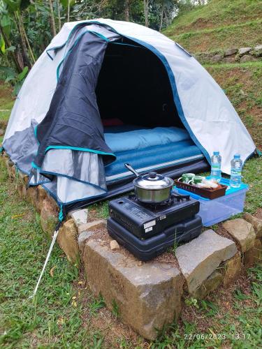 Kebun Hanoman Camping Ground Karanganyar