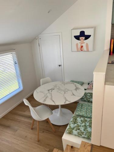 Modern Pool Oasis & Seaside Abode