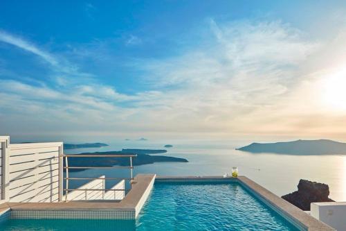 Amazing Santorini Villa Caldera Serene House 3 Bedrooms Private Plunge Pool and Stunning Sea Views Imerovigli