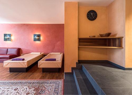 Marini's giardino Hotel - image 10
