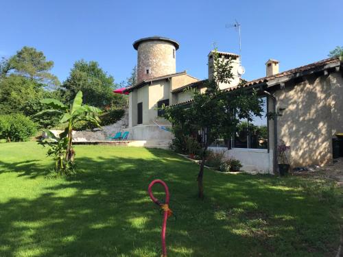 Moulin à vent de Prentygarde en Dordogne - Pension de famille - Vélines