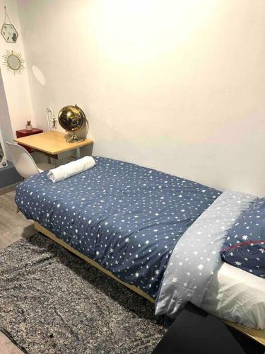 Studio monolocale un letto singolo per una persona