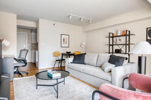Ballston 1BR w Concierge gym pool near Metro WDC-593 in Arlington, USA