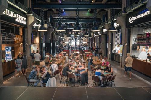 Restaurante, MONTOWNIA Lofts & Experience in Mlyniska