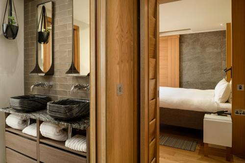 Double Room - ROOMY-BATH (free minibar)