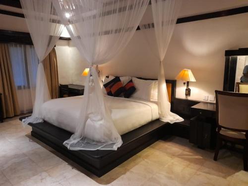 Two-Bedroom Villa with Private Pool image 10