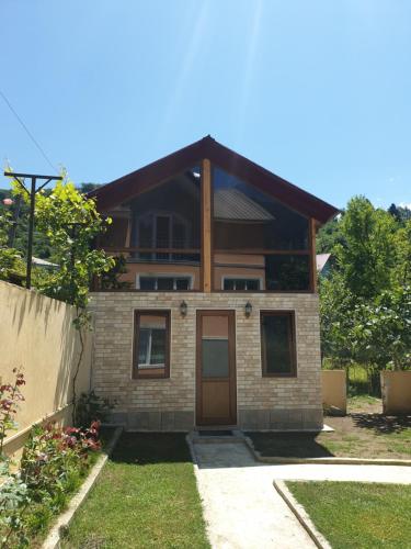 Red Roofs - Chalet - Keda