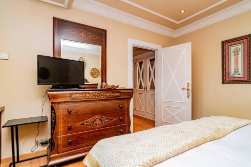 Superior Apartment image 10