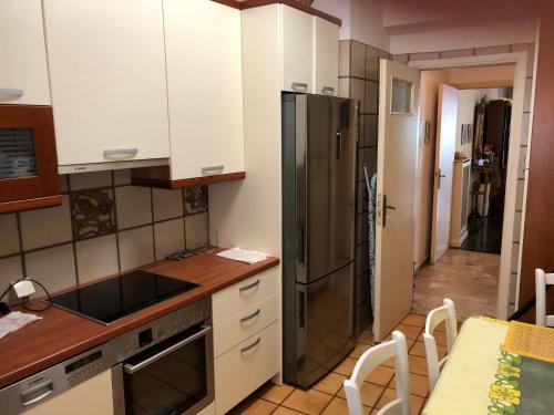 Entire Apartment in Kypseli, Athens, Atene (foto 4)