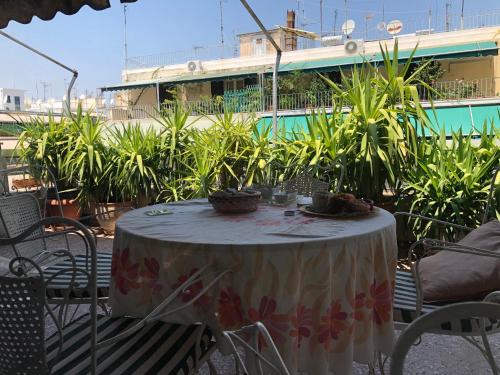 Entire Apartment in Kypseli, Athens, Atene (foto 6)
