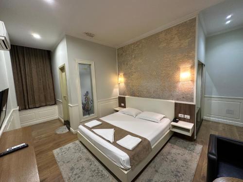 Edisem Hotel - image 2