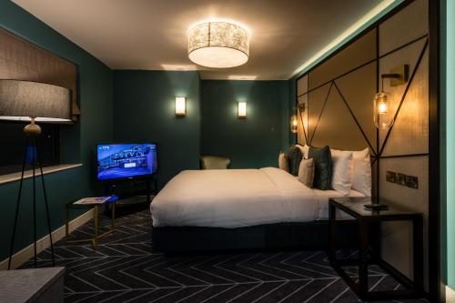 Seven Hotel - image 8