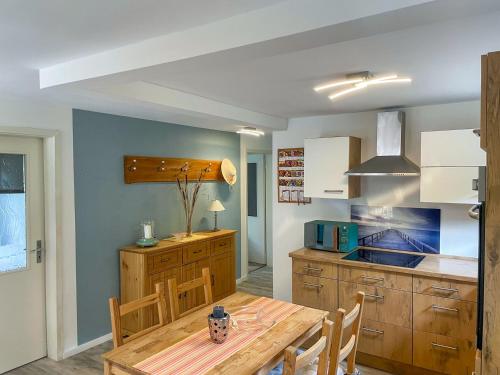 virtuve, Ferienwohnung am Wurlsee in Lychen
