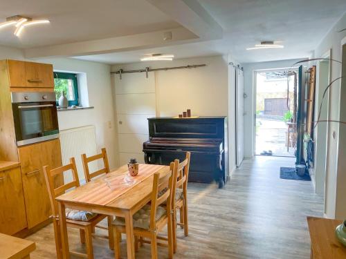 virtuve, Ferienwohnung am Wurlsee in Lychen