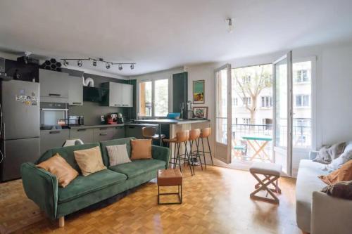 Cosy 1BD Apart with Balcony for 4 - Location saisonnière - Paris