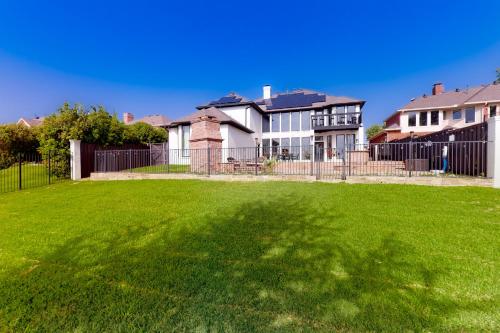 Lake Ray Hubbard Retreat Lake Ray Hubbard Retreat