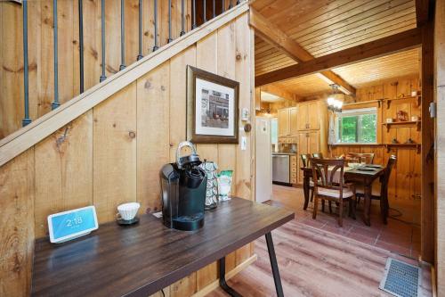 Wilmington Vacation Rental Near Hiking and Skiing!